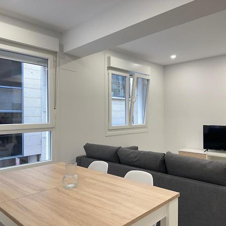 2 Piso 2 Habitaciones Centro Al Lado De Principe 2 - Homeygalicia Vigo Eksteriør billede