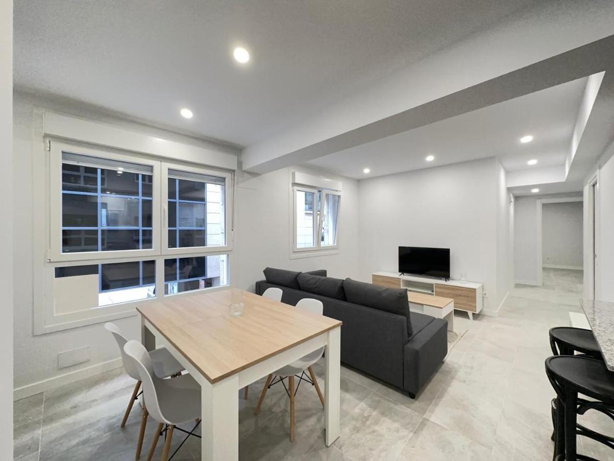 2 Piso 2 Habitaciones Centro Al Lado De Principe 2 - Homeygalicia Vigo Eksteriør billede